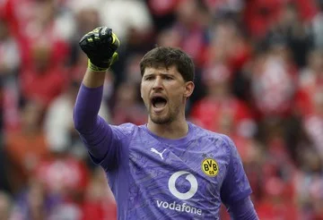 Kiper Dortmund Gregor Kobel Masuk Incaran Real Madrid Musim Ini
