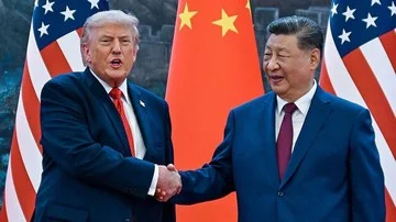 Trump dan Xi Jinping Tempuh Jalur Berbeda dalam Persaingan AI Global