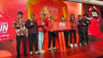 Ribuan Pelari Antusias Sambut Perhelatan Akbar Alfamart Run 2026 di Senayan
