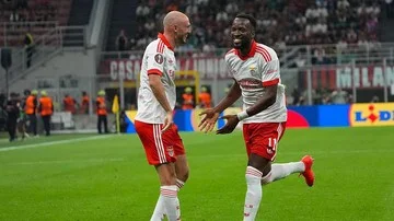 Hasil Liga Europa: AC Milan Dipermalukan Benfica Dua Gol Tanpa Balas di San Siro