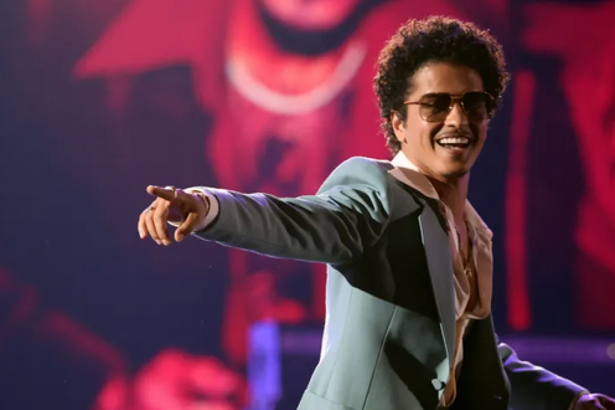Album The Romantic Bruno Mars Langsung Puncaki Billboard 200 pada Pekan Debut