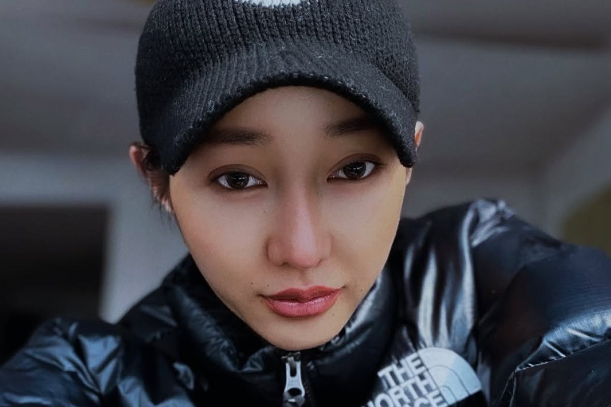 Lucinta Luna Tampil dengan Busana Pria saat Salat Idulfitri di Seoul