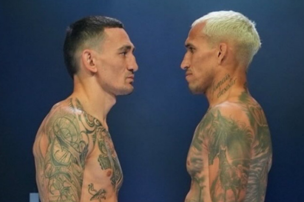 Nonton Live Streaming UFC 326, Max Holloway Tantang Charles Oliveira dalam Perebutan Sabuk BMF di UFC 326